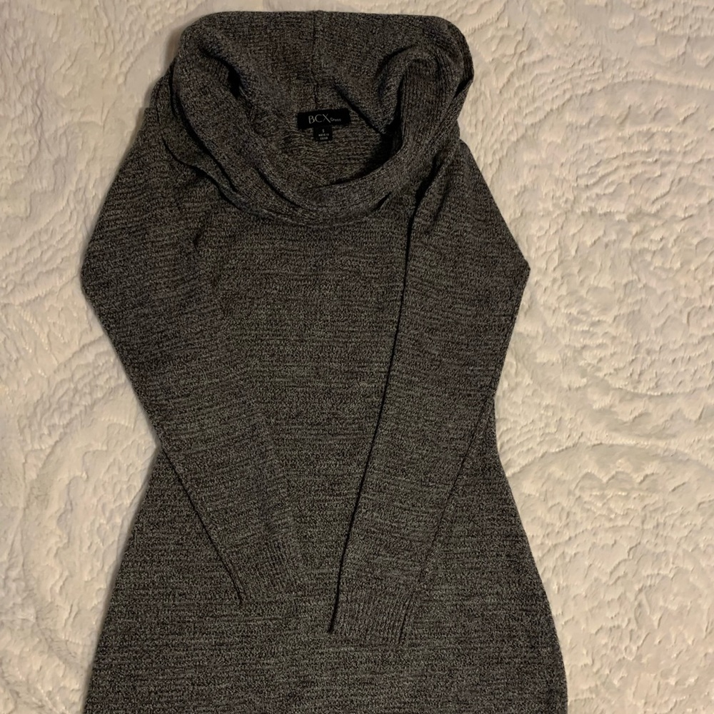 Gray knit long sleeve mini dress.